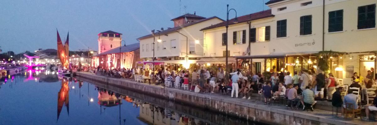 RAGAZZI GAY BELLISSIMI RAGAZZI GAY SUPERDOTATI Incontri milano escort incontri gay a trento